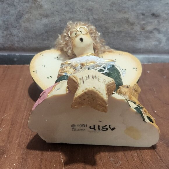 Designs by Diana Angel Figurine 4156 Collectable Sculpture Handcrafted - Picture 6 of 12